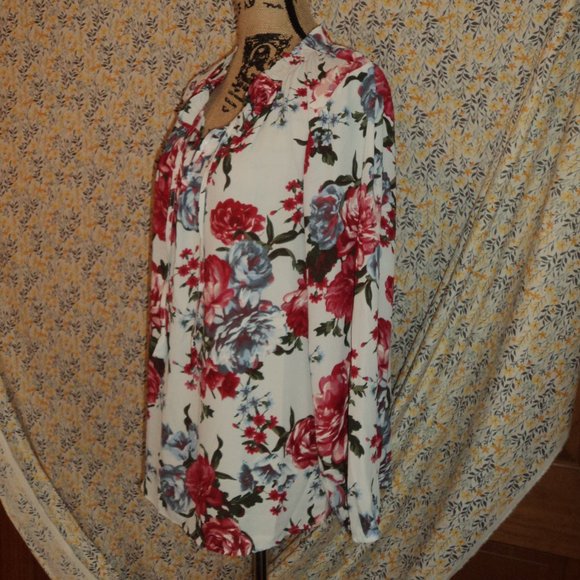 Tunic/Blouse - Picture 4 of 7